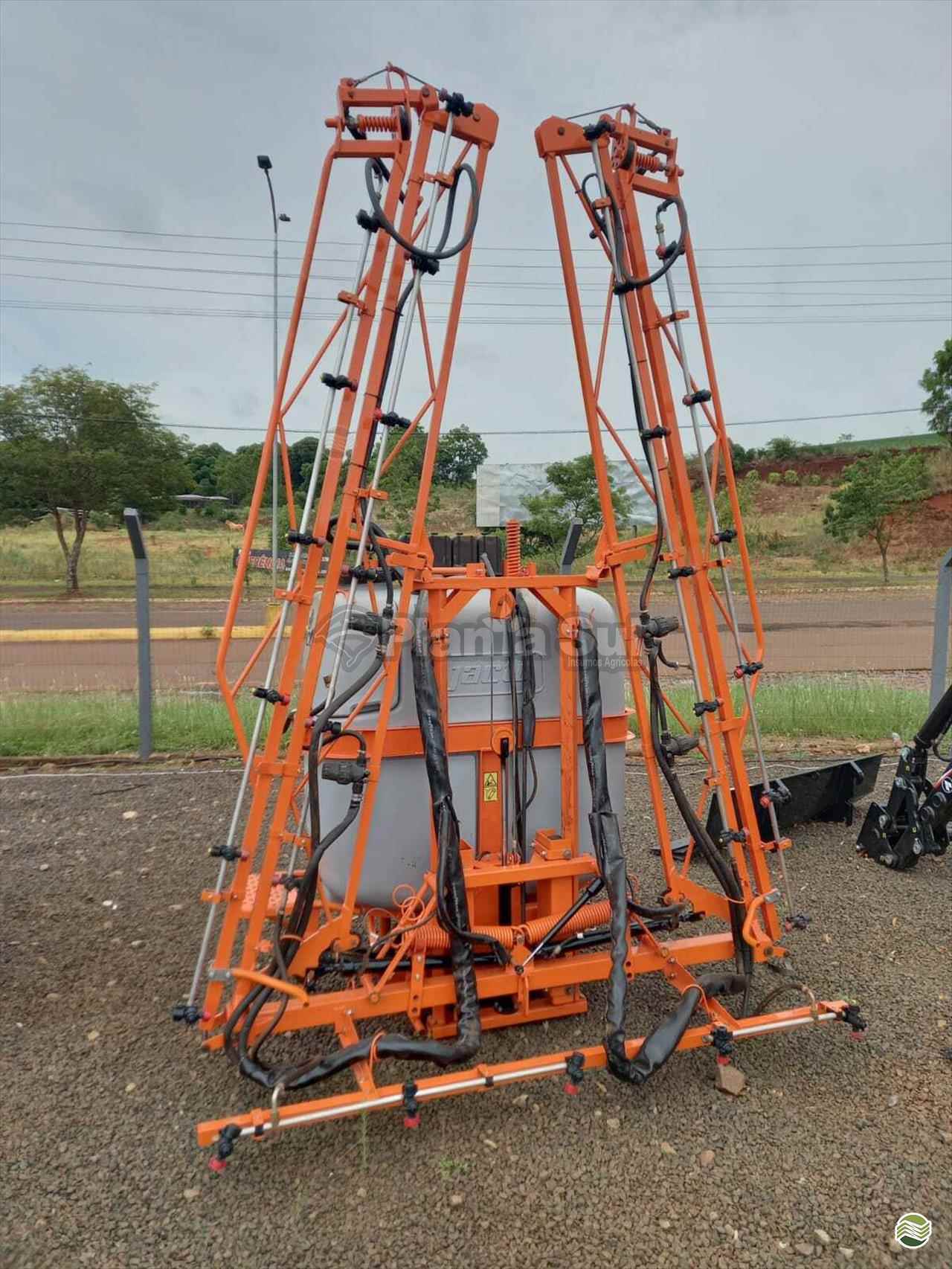 PULVERIZADOR JACTO CONDOR 800 AM14 Acoplado Hidráulico Planta Sul SEBERI RIO GRANDE DO SUL RS